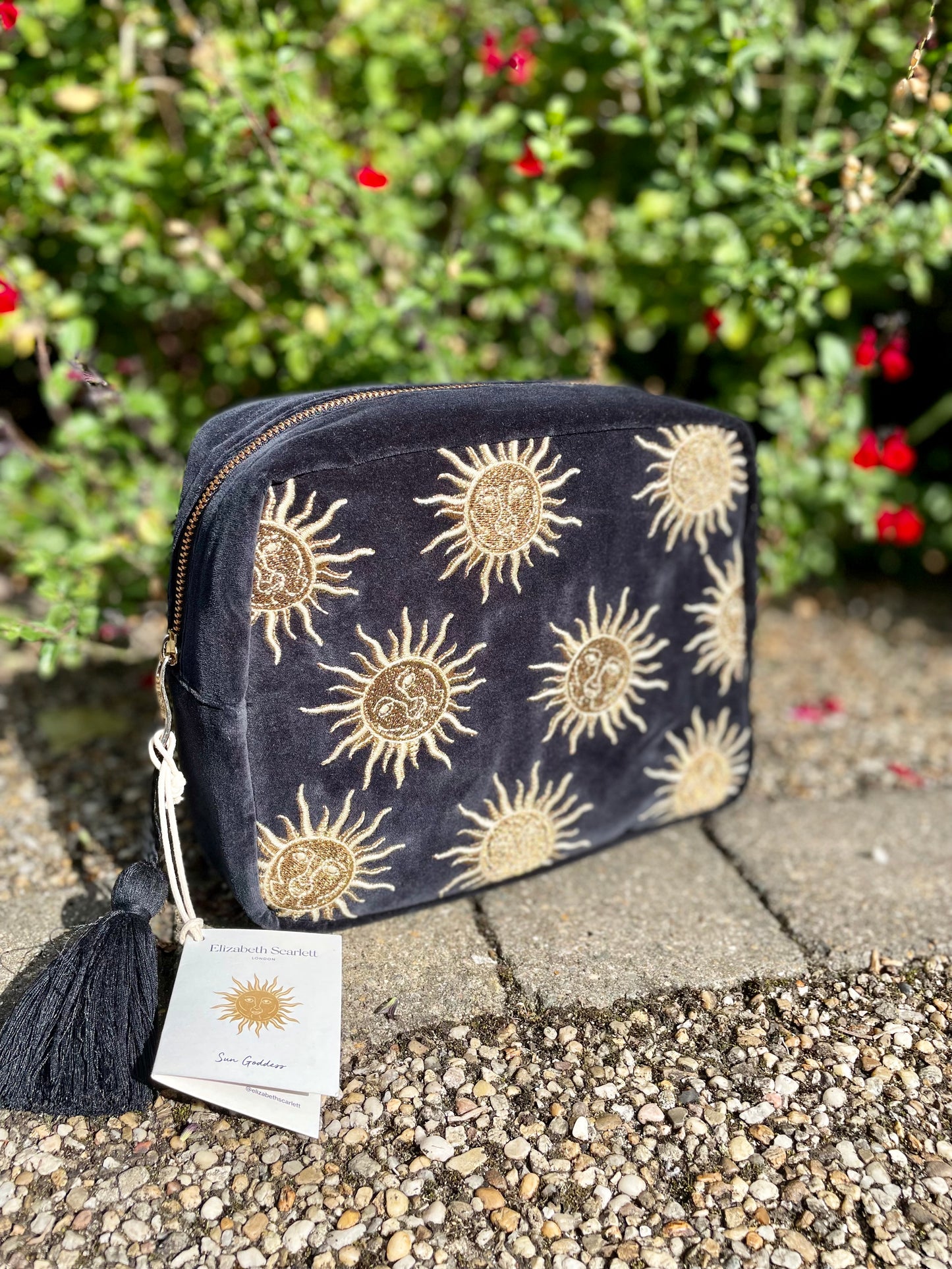 Elizabeth Scarlett x Lark Sun Goddess Wash Bag - Black