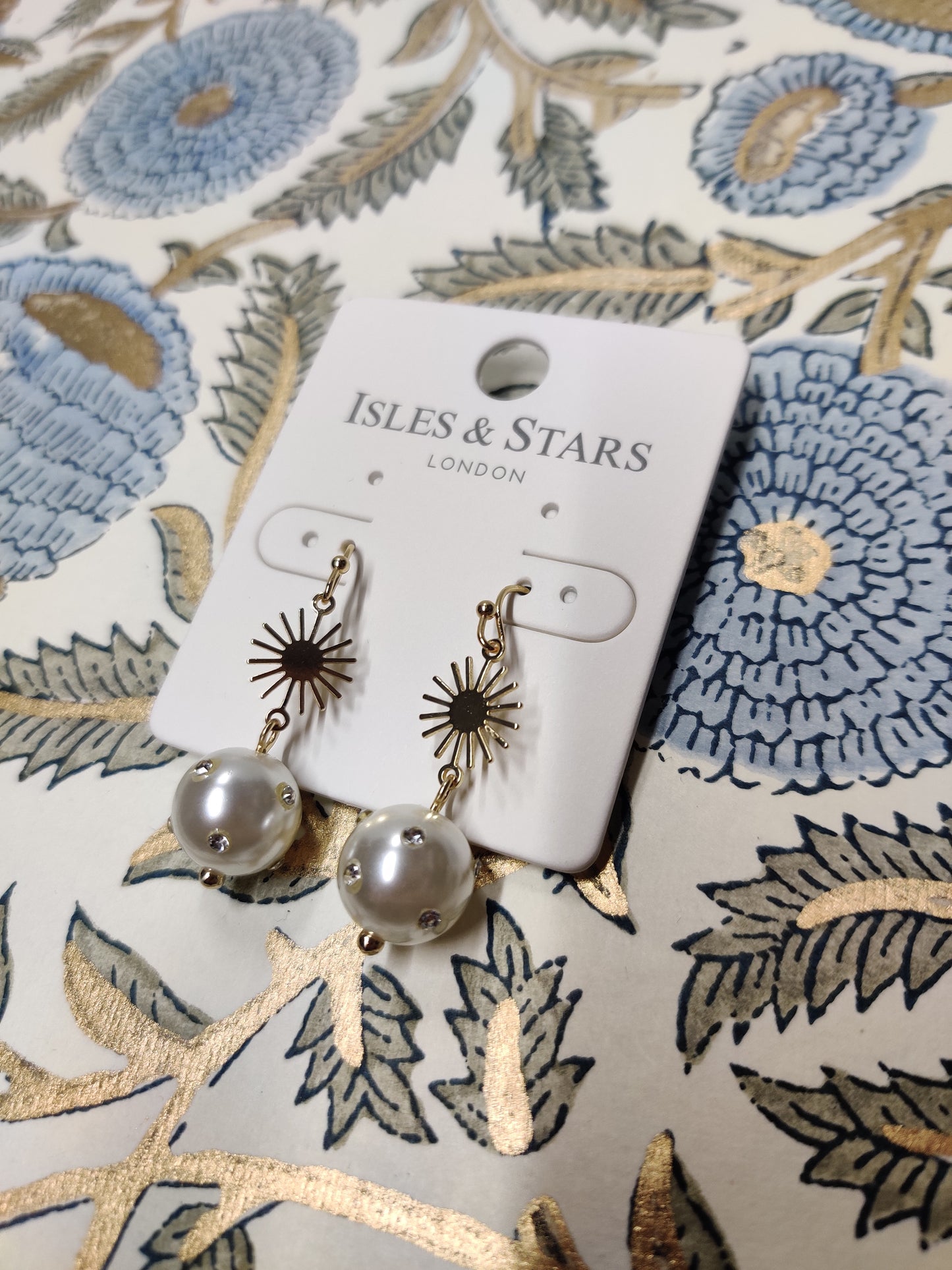 Isles & Stars Sun Drop Pearl Earrings