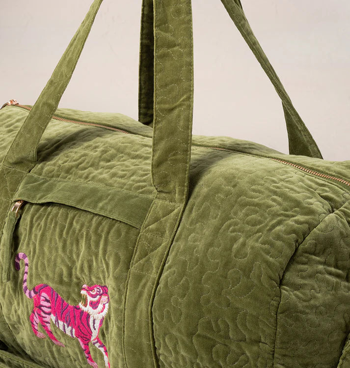 Elizabeth Scarlett Wild Tiger Overnight Bag - Fern Green